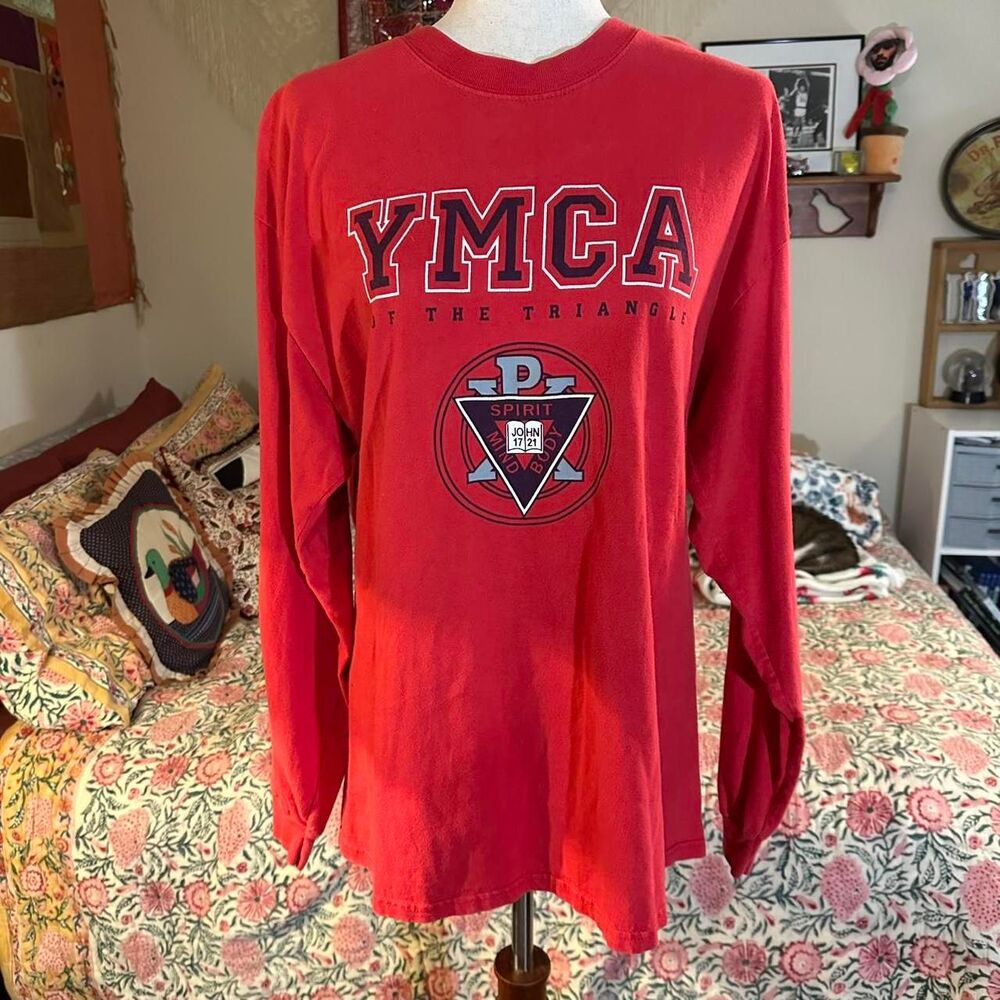 Vintage 00s YMCA of the Triangle Graphic Long Sleeve